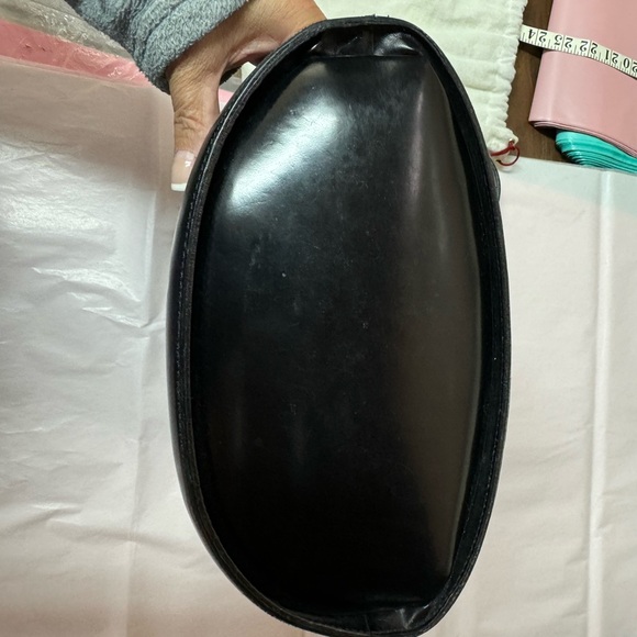 Salvatore Ferragamo Black Patent Leather Shoulder Bag with Gold-Tone Chain - Picture 11 of 11